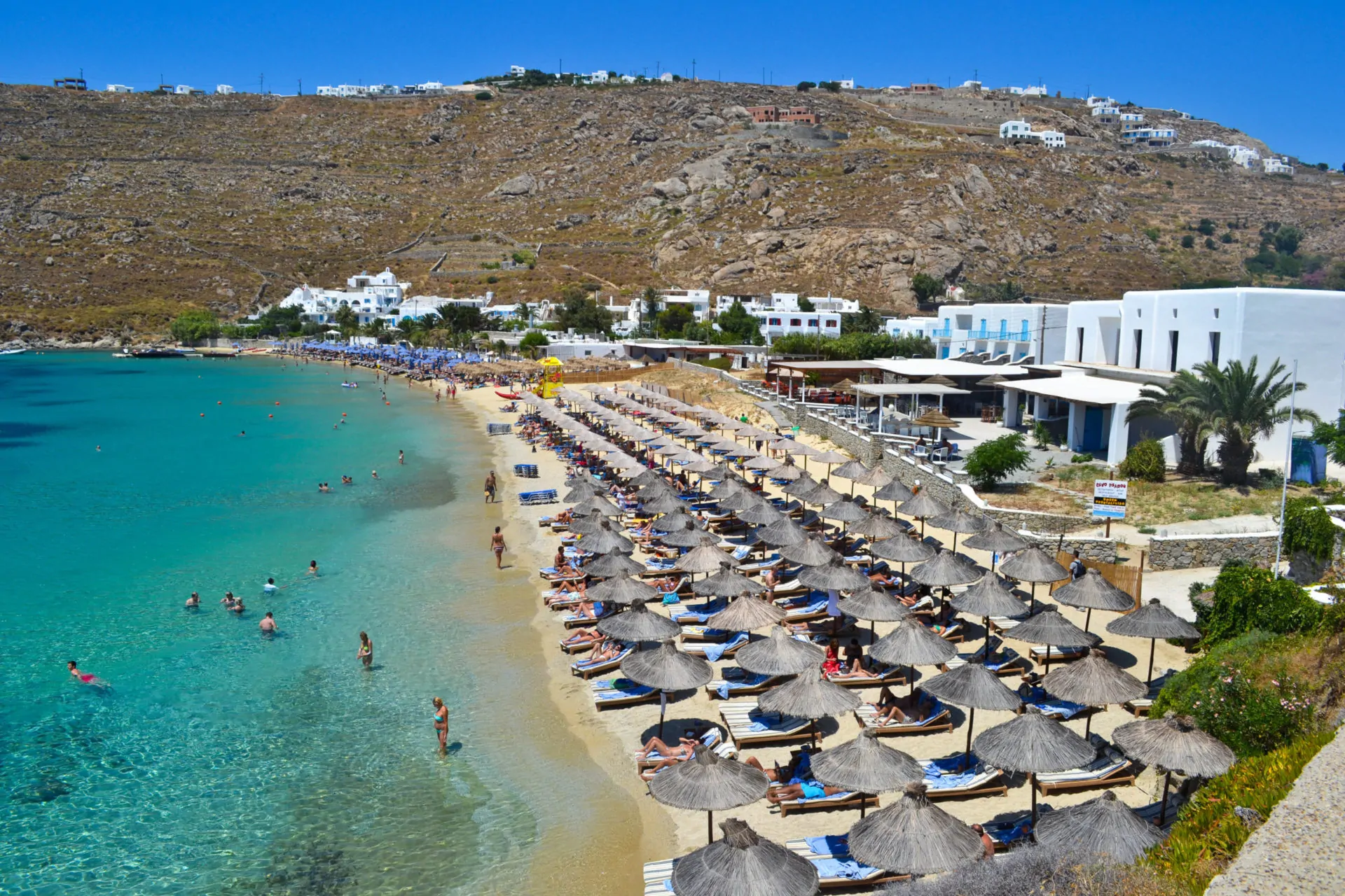 Psarou Beach