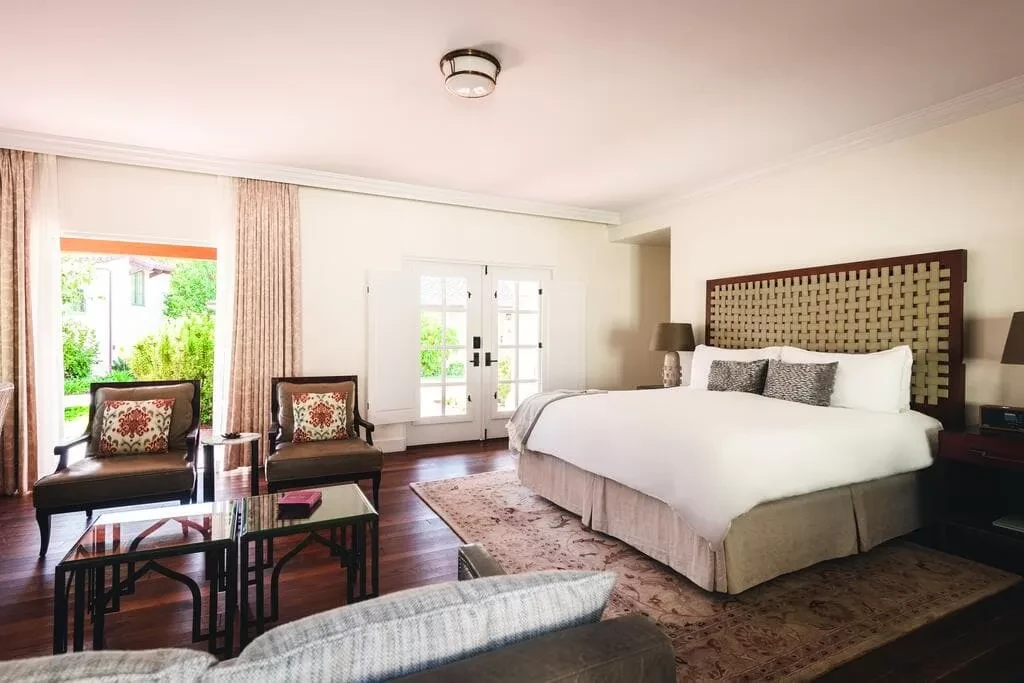 Luxury gay travel