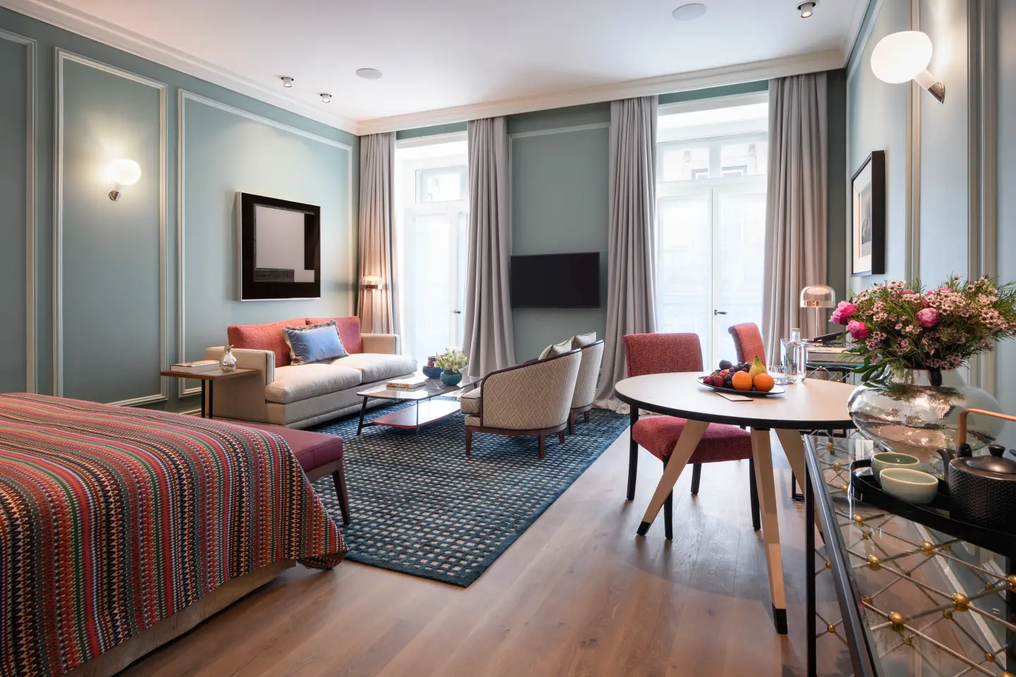 Luxury gay travel