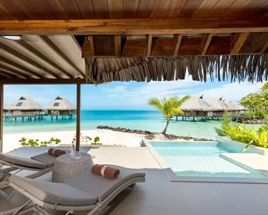 Luxury gay travel