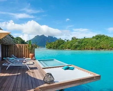Luxury gay travel