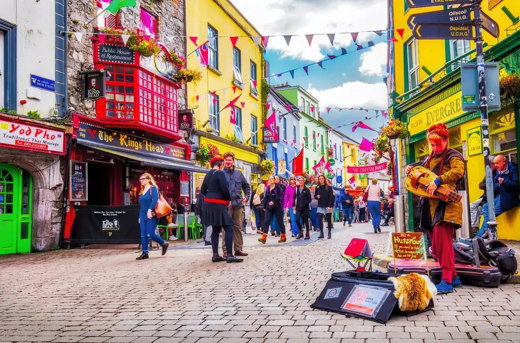 Day 6: Galway, Before the Parade