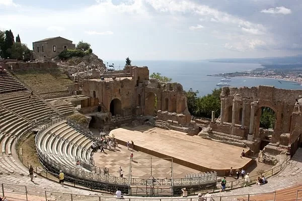 Day 4: Taormina