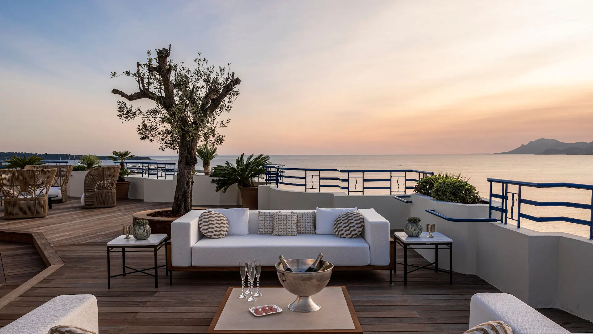 Luxury gay travel