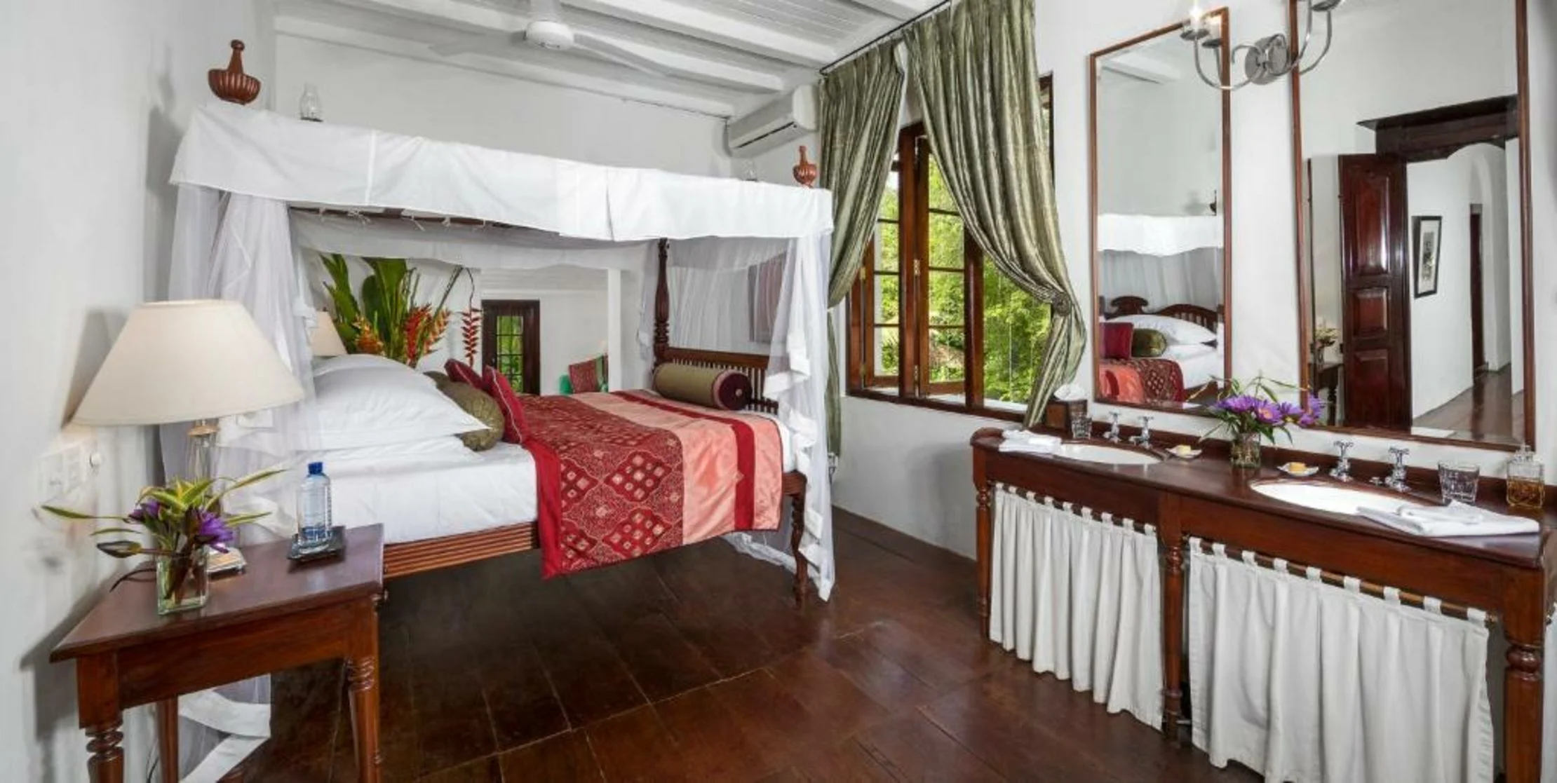 Luxury gay travel