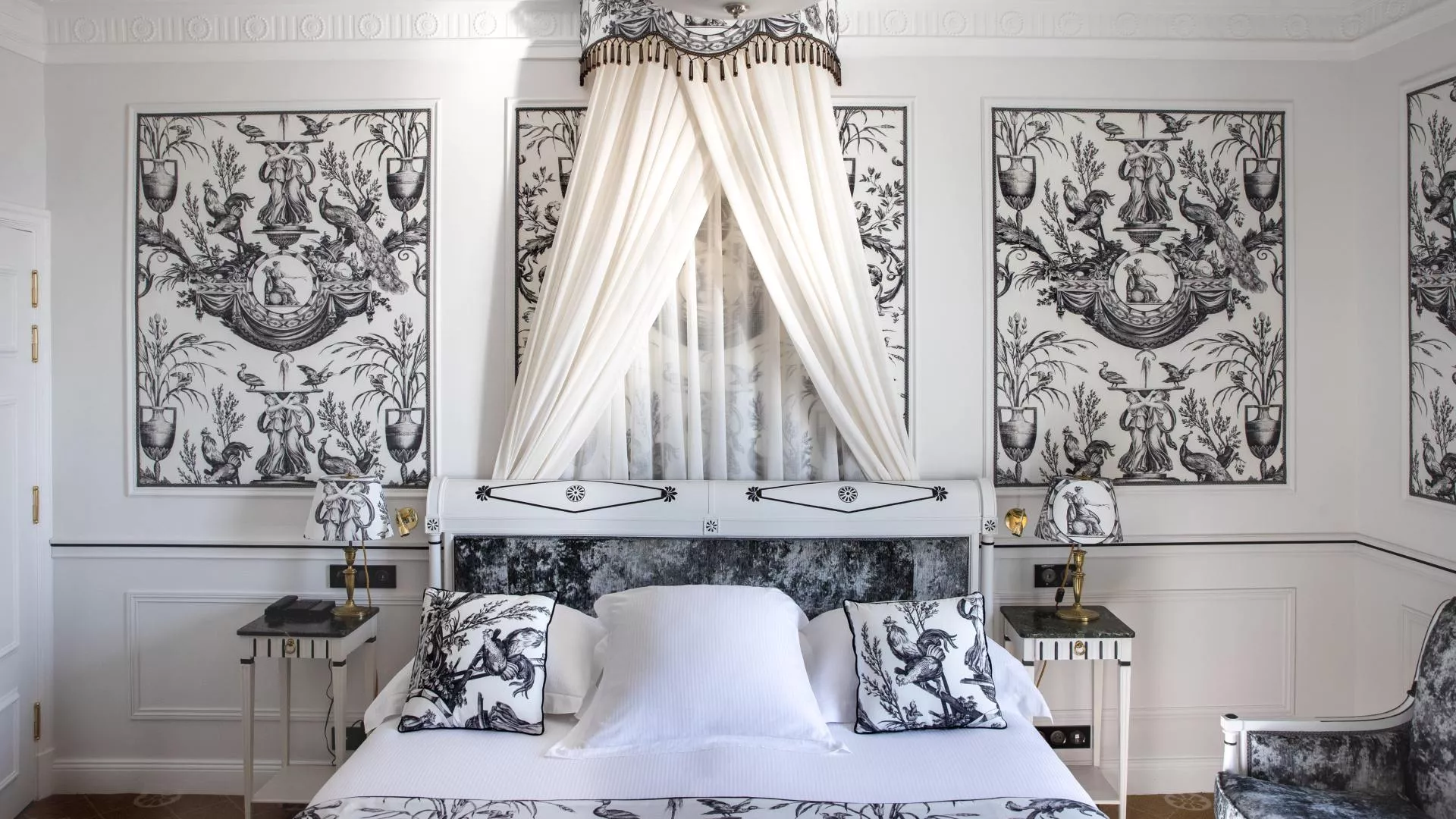 Luxury gay travel