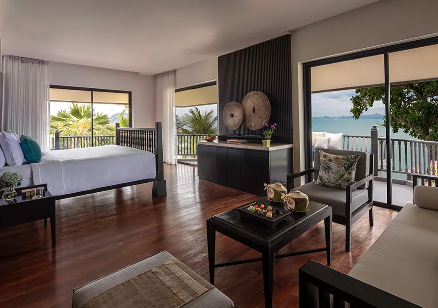 Luxury gay travel