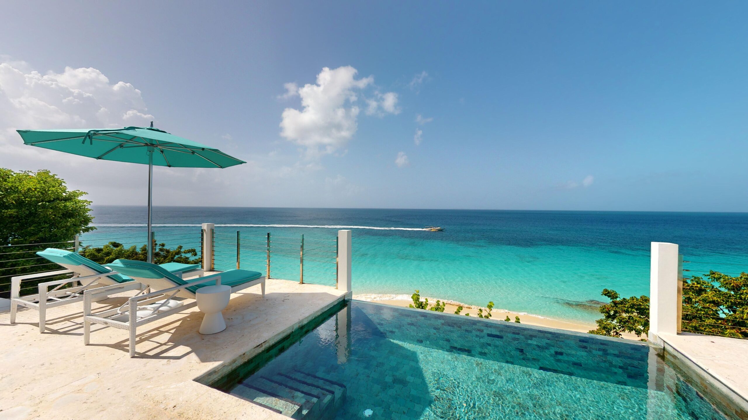 Luxury gay travel