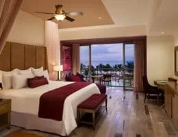 Luxury gay travel