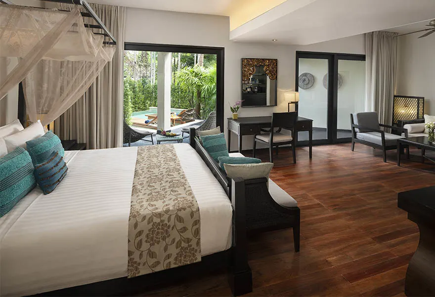 Luxury gay travel