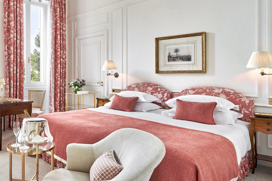 Luxury gay travel