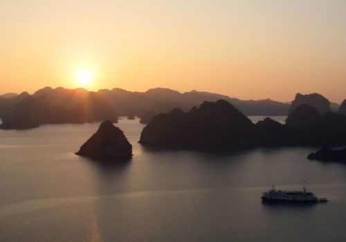 Halong bay sunset Halong bay sunset