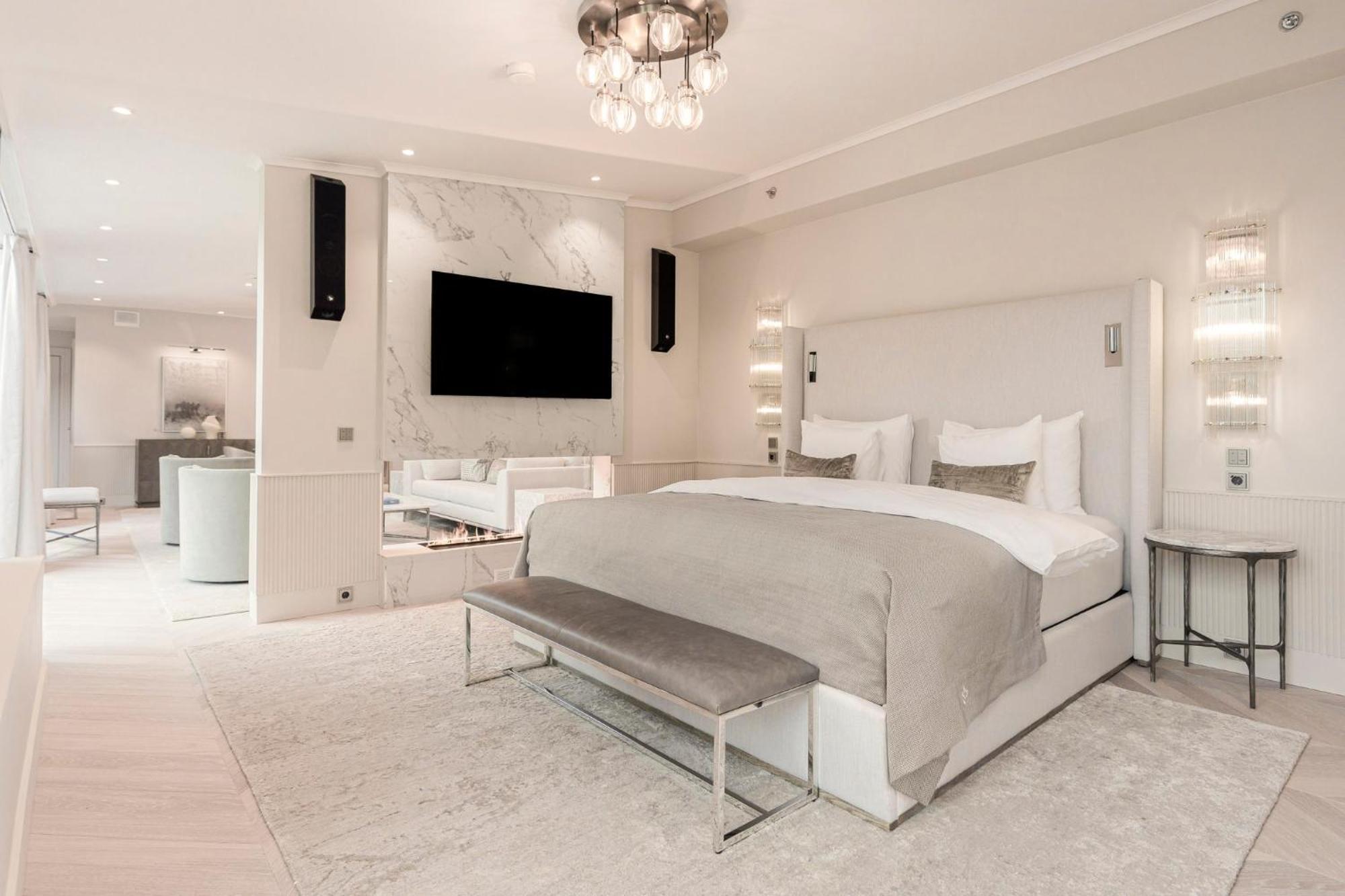 Luxury gay travel