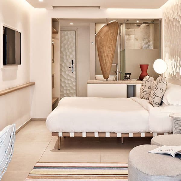 Luxury gay travel