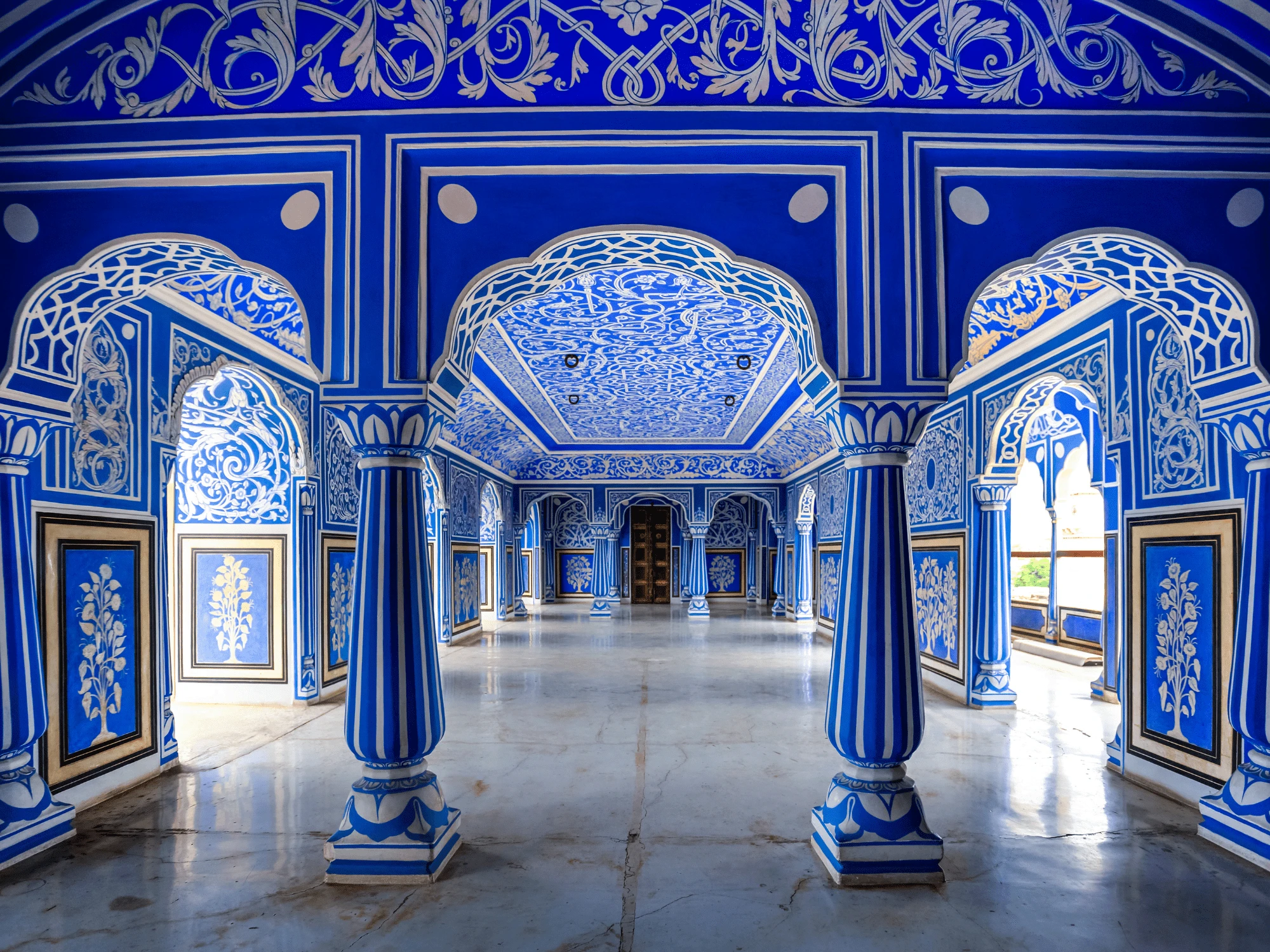 Gay Group Trip: The Jewels Of India