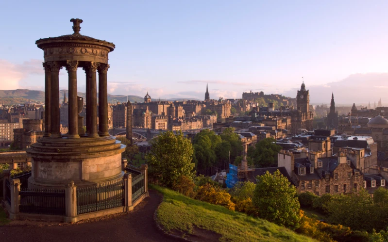 Day 6: Northward to Edinburgh 