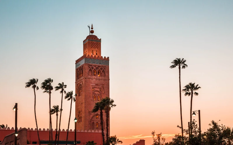 Luxury Morocco Tour: Fès, Atlas Mountains & Essaouira