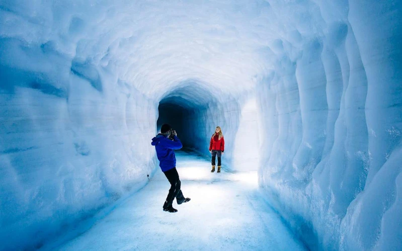 Classic Iceland Tour