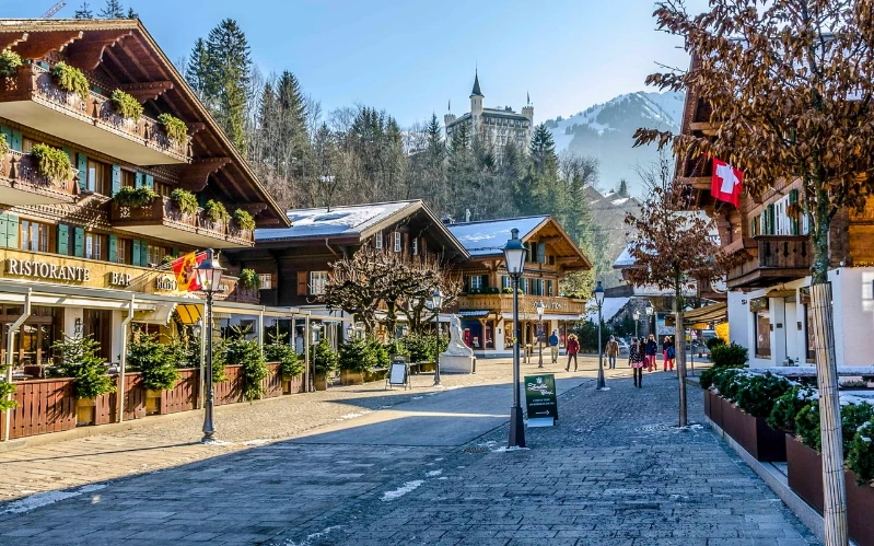 Swiss Alpine Grand Tour: Glacier Express, GoldenPass & Zurich Luxe