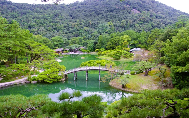 Shikoku & Naoshima Tour – Art, Hot Springs & Rural Japan