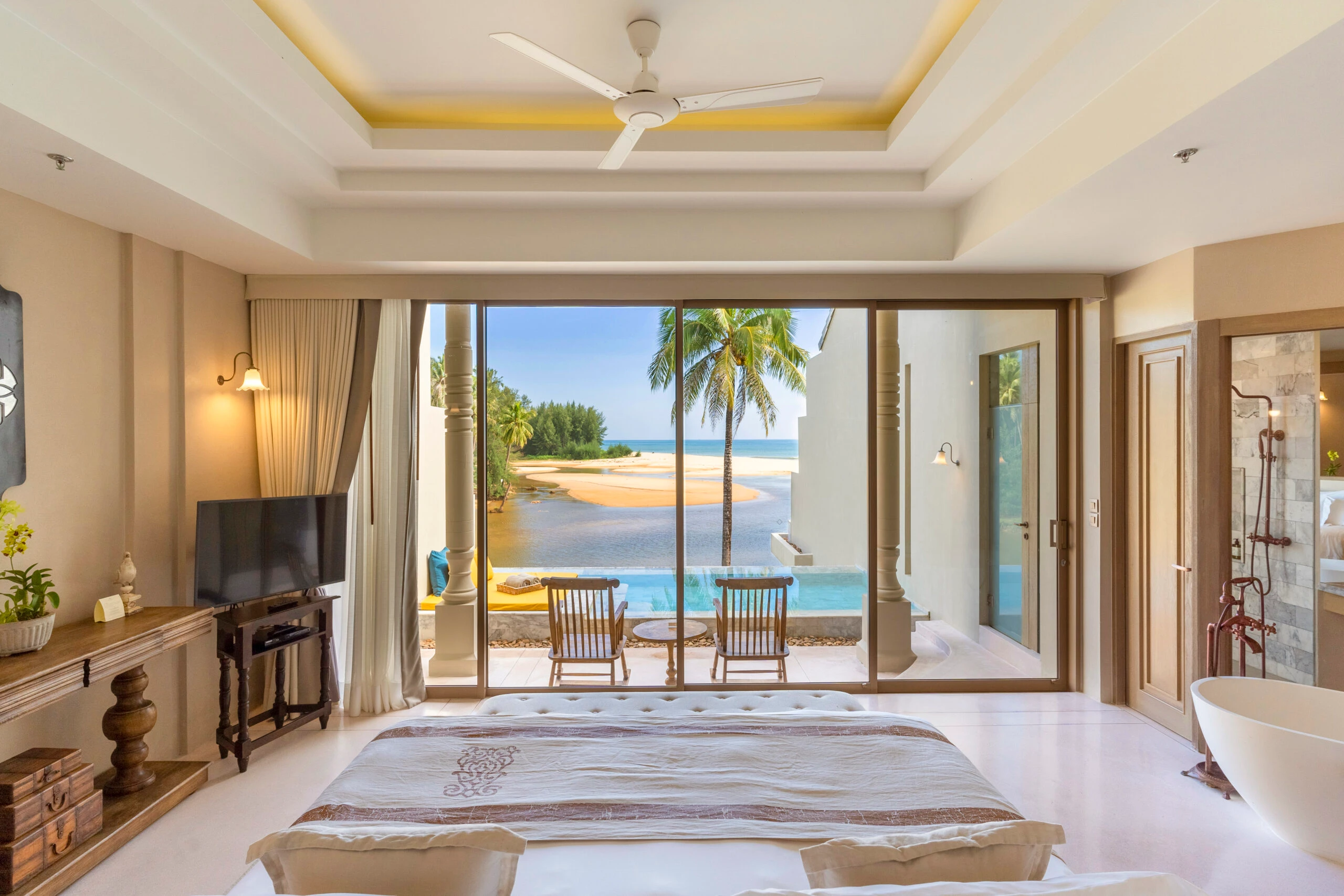 Luxury gay travel