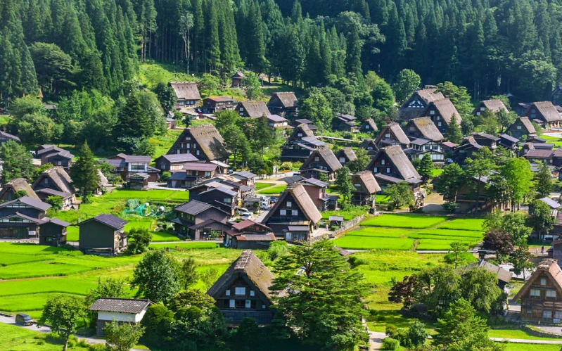 Undiscovered Japan Tour – Shirakawa-go, Tottori & Noto
