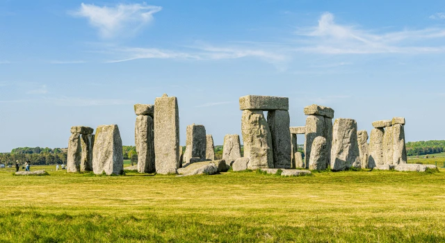 Day 5: Stonehenge & Edinburgh