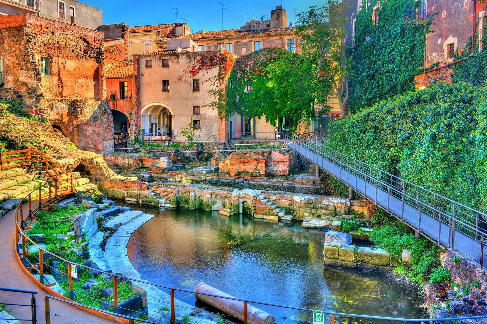 Days 1–2: Catania