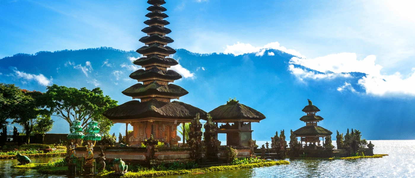 Gay Travel in Indonesia: Law vs Reality