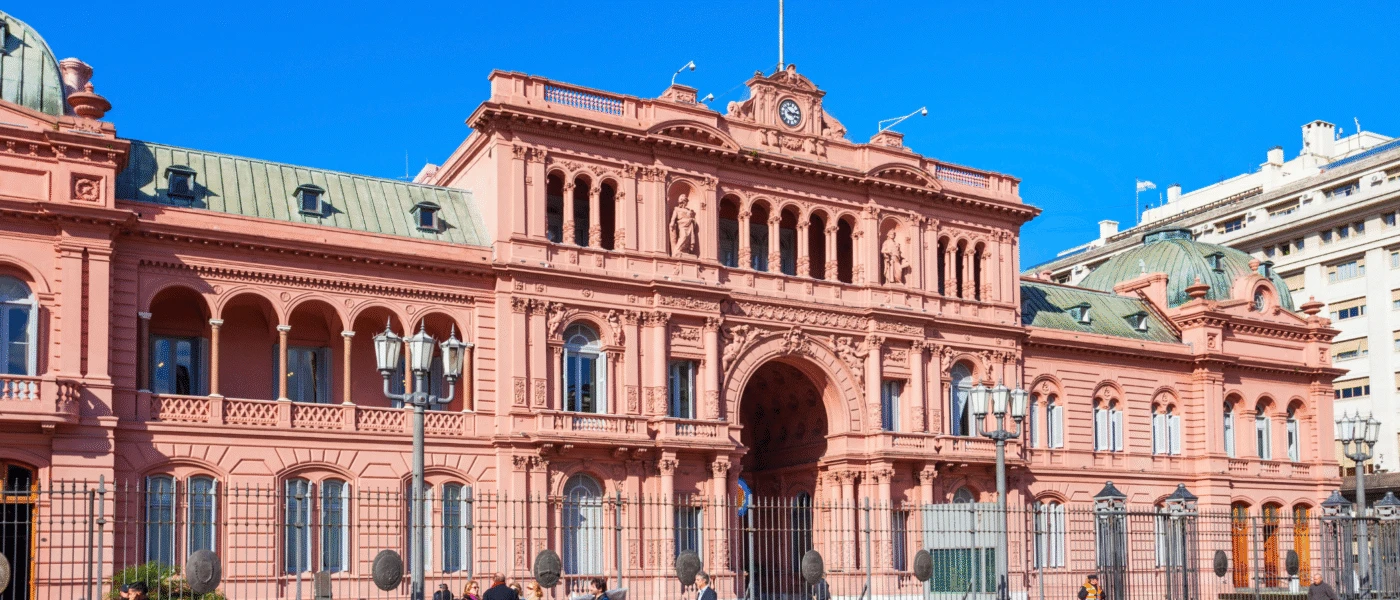 Buenos Aires vs. Santiago: Which is Better?