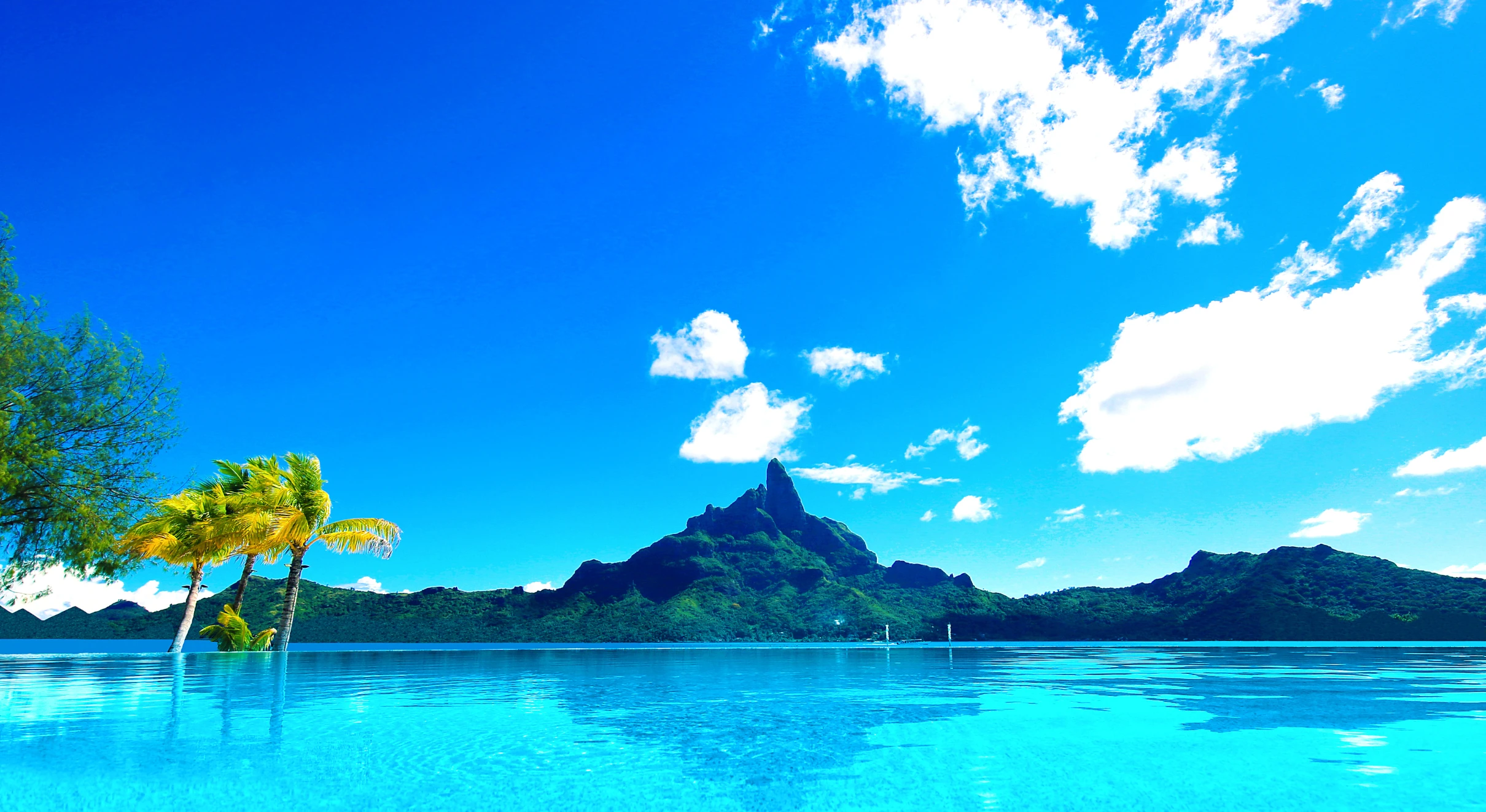 Gay Group Trip: Dreams of Tahiti Cruise