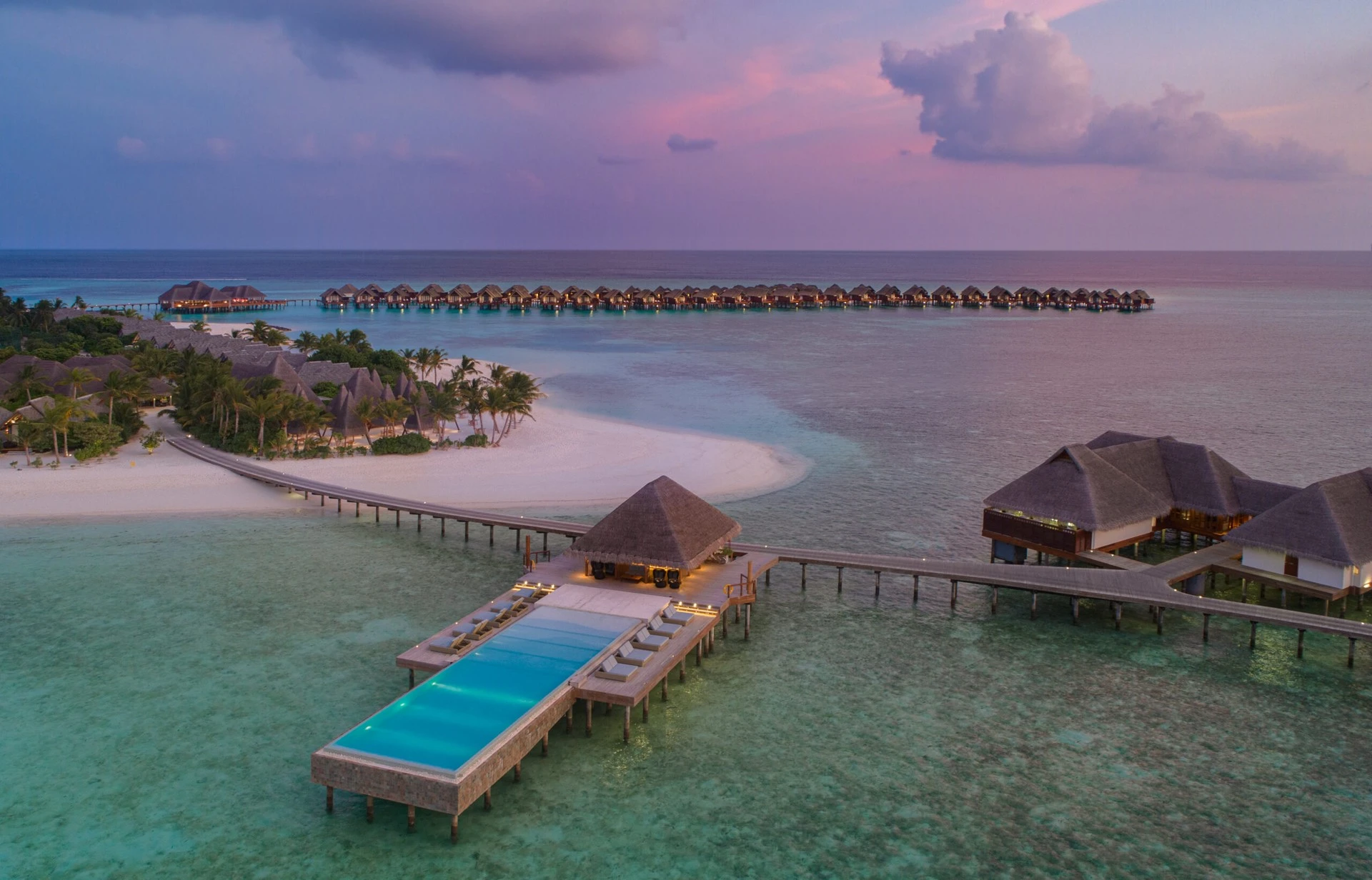 Heritance Aarah — Luxury resort in the Maldives