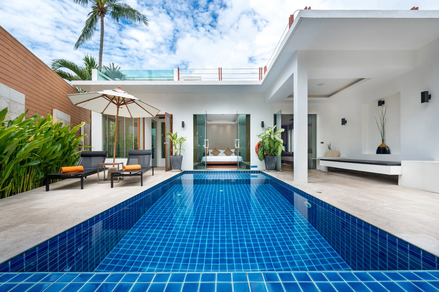 Luxury gay travel