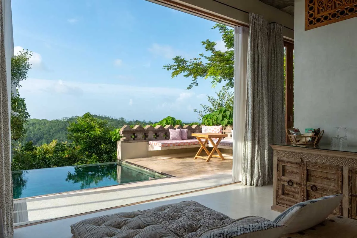 Luxury gay travel