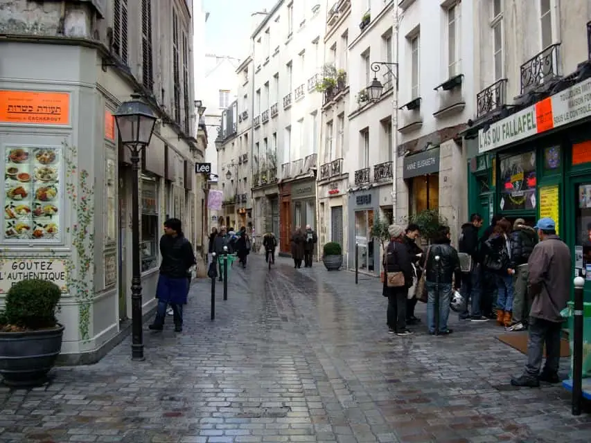 Gay Group Trip: Cruising The River Seine