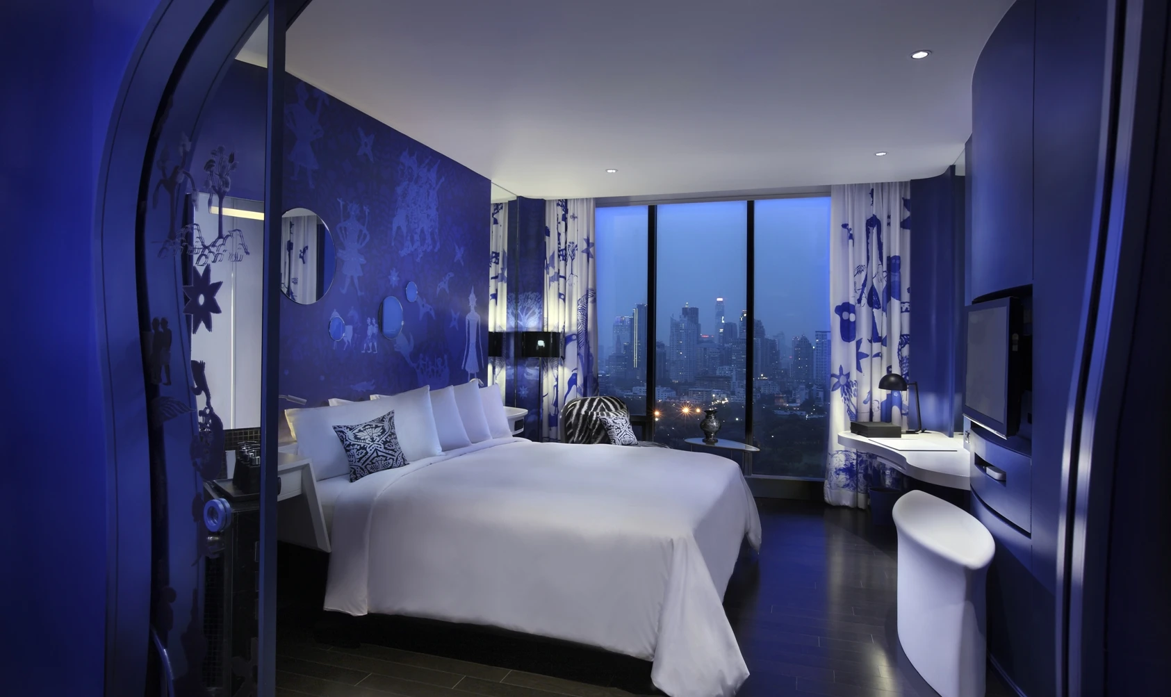 Luxury gay travel