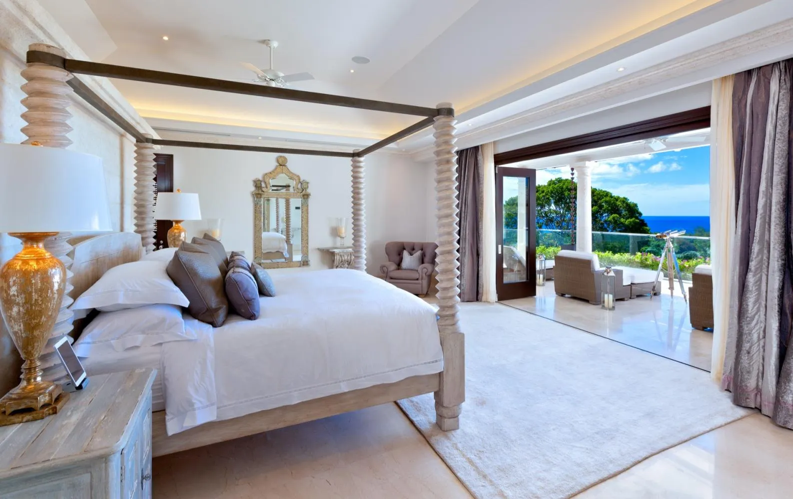 Luxury gay travel