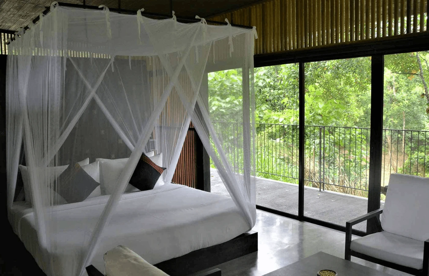Luxury gay travel