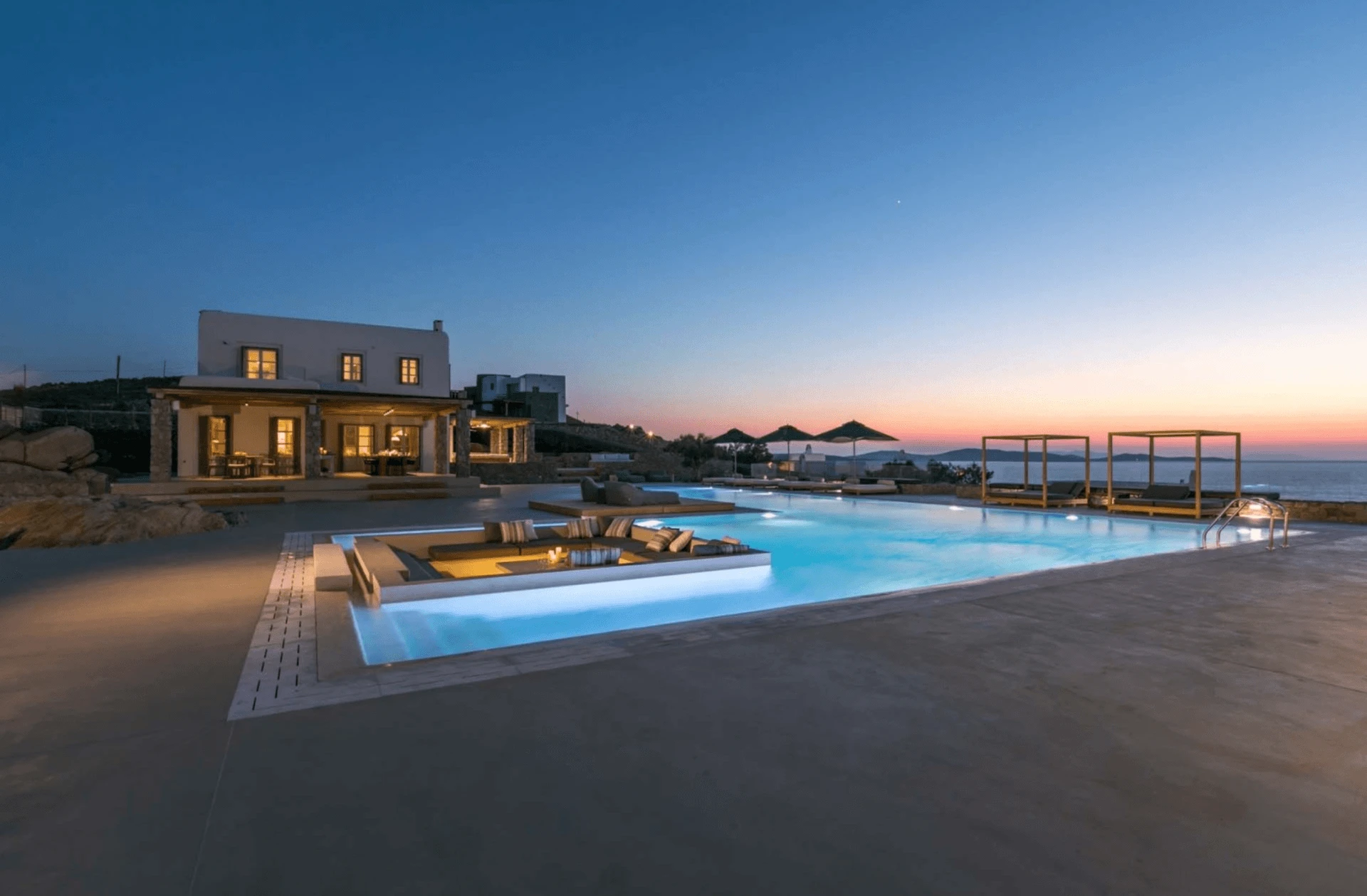 Luxury Mykonos & Santorini Group Trip
