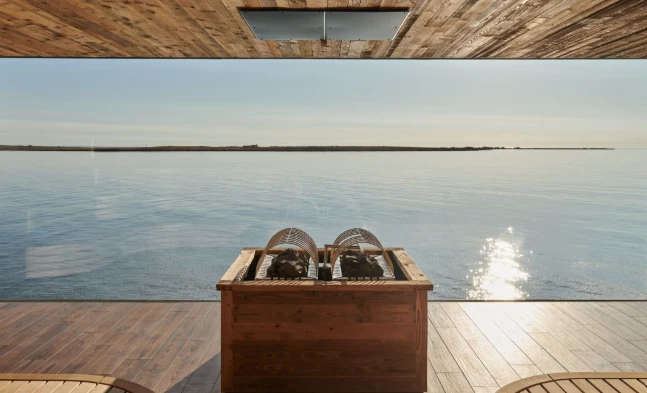 Iceland Wellness Journey: Spas, Northern Lights & Glaciers