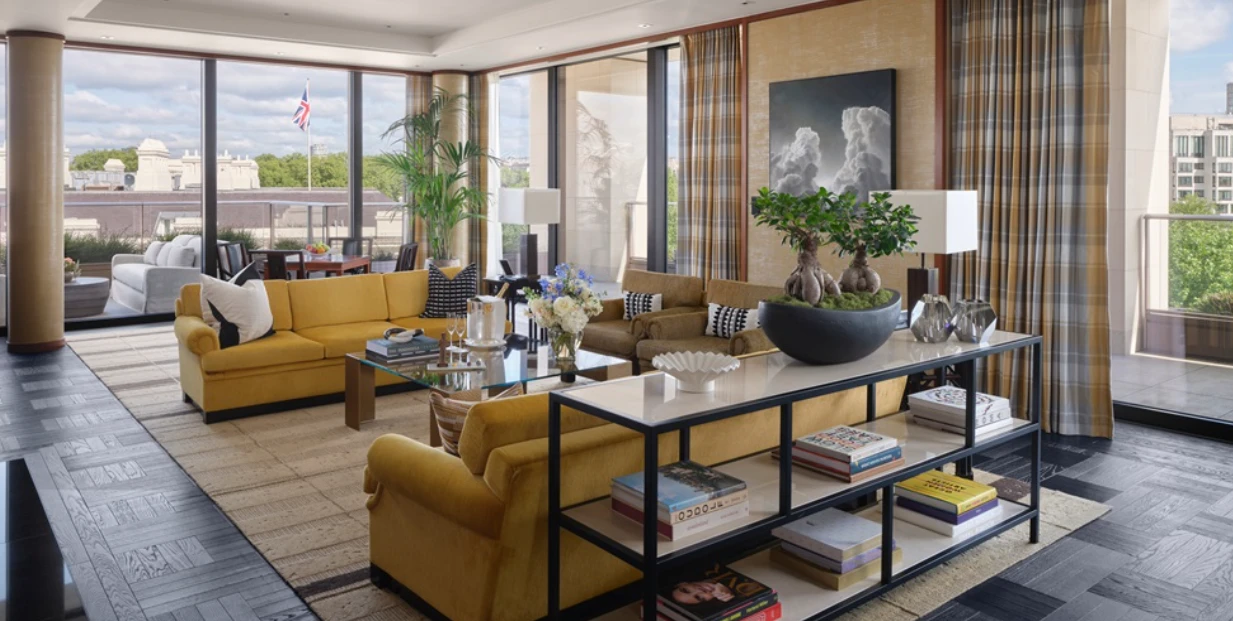 Luxury gay travel