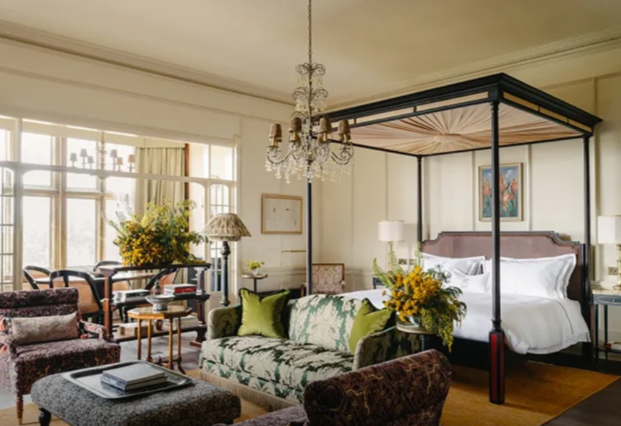 Luxury gay travel