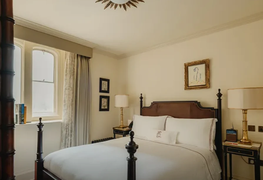 Luxury gay travel