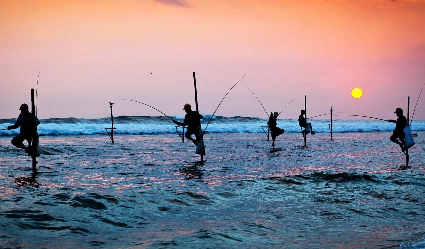 Sri Lanka Culture, History & Safari