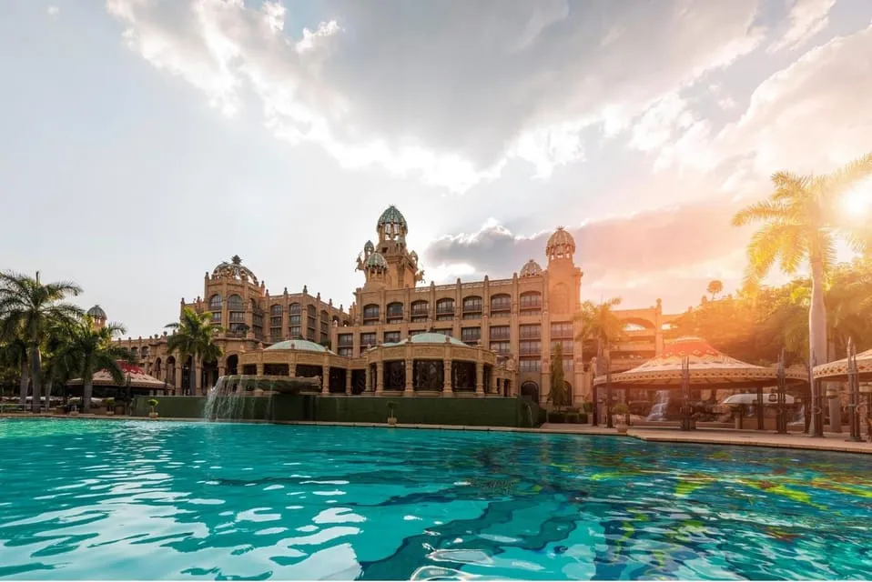 Days 3-6: Sun City