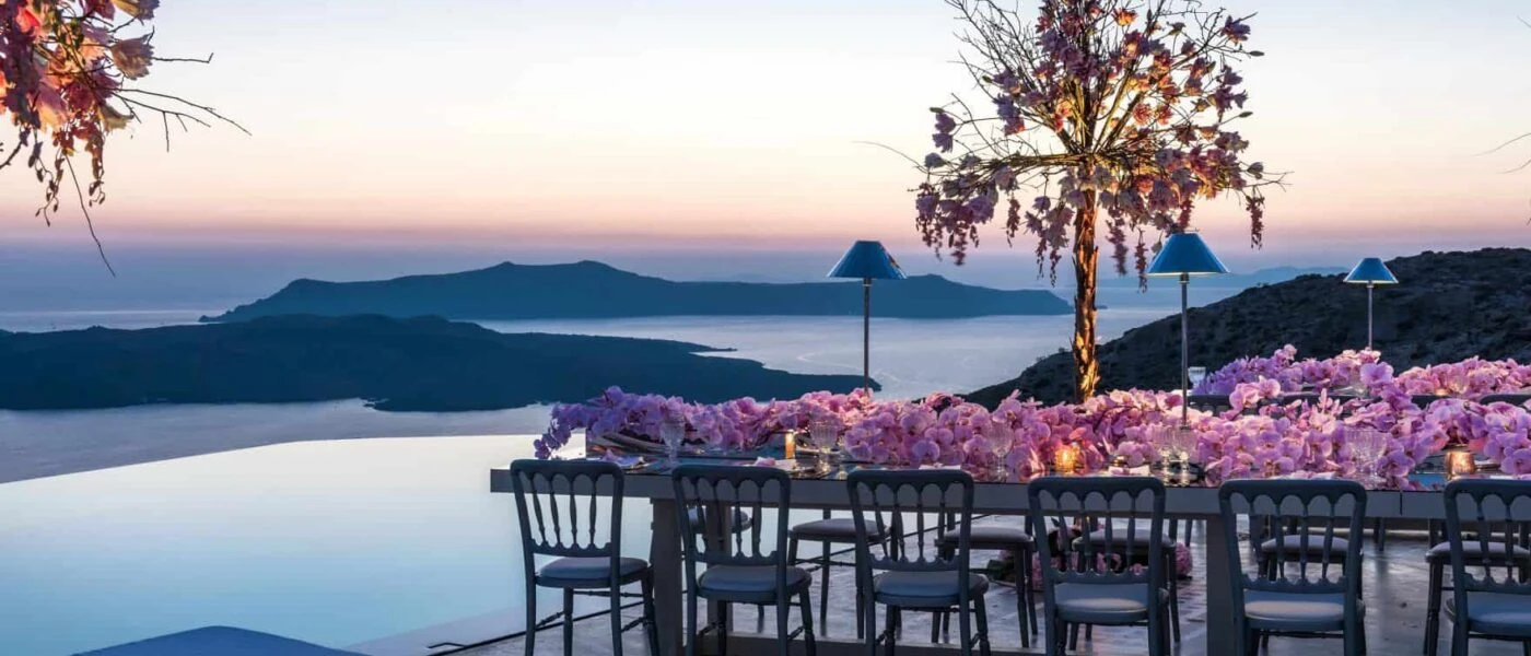 Honeymoon Chic Erosantorini