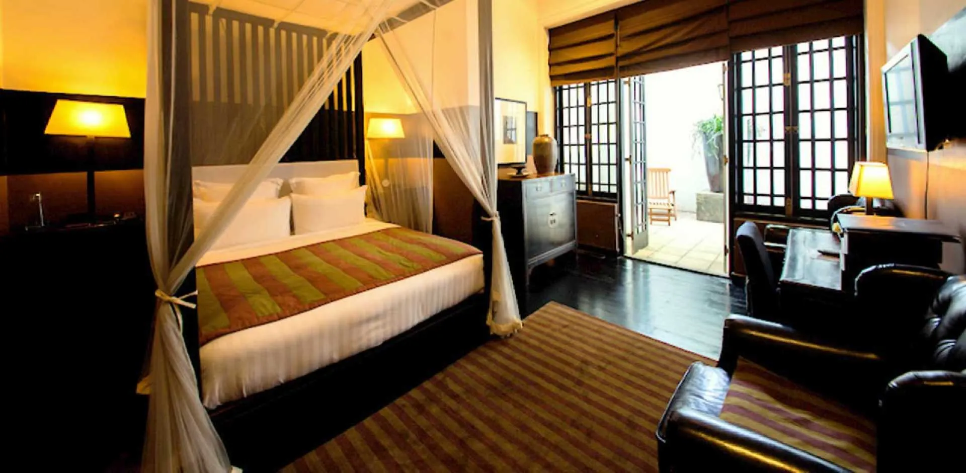 Luxury gay travel