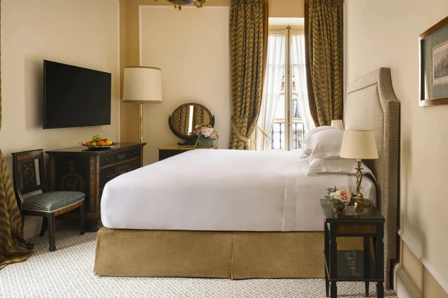 Luxury gay travel