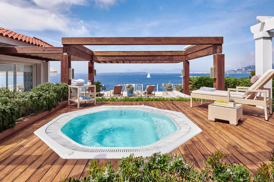 Luxury gay travel