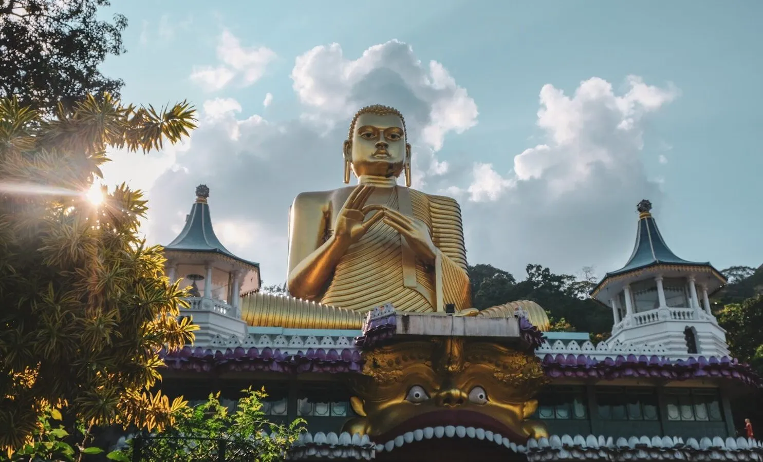 Sri Lanka Culture, History & Safari